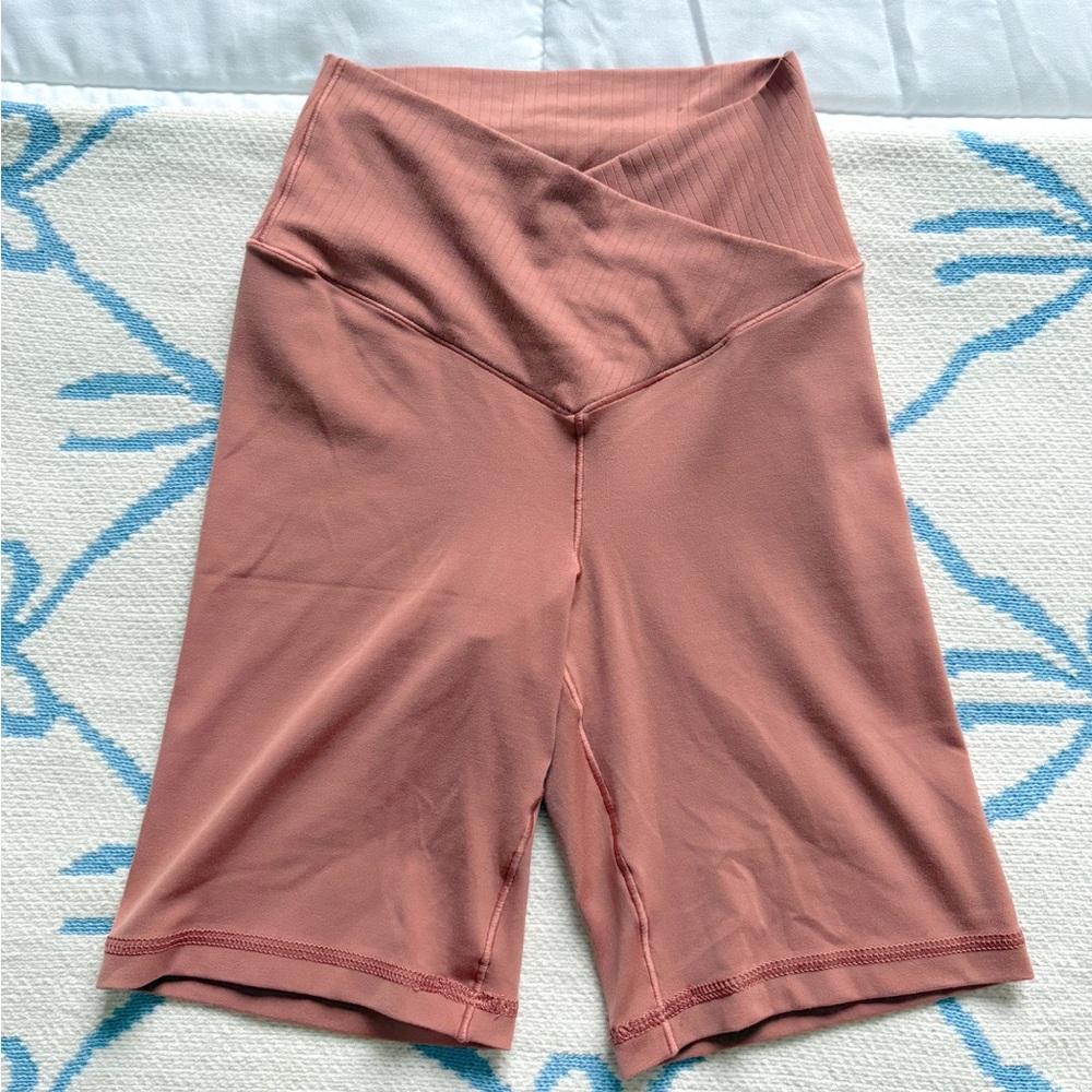 Aerie High-Waisted Crossover Bike Shorts • Size Small